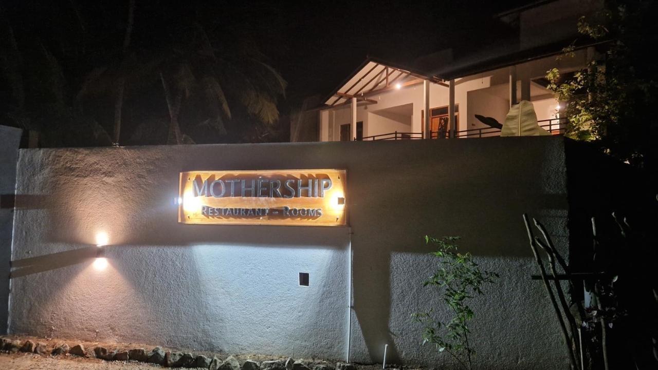 טנגלה Mothership מראה חיצוני תמונה